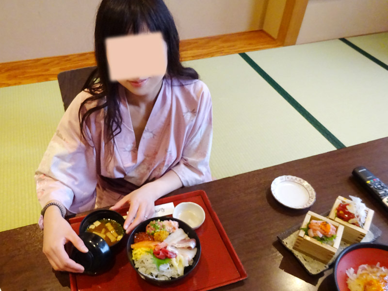 万葉の湯でぶら散歩